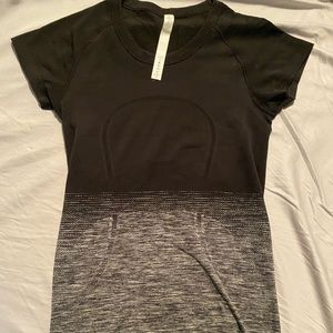 Lightly worn lululemon T-Shirt